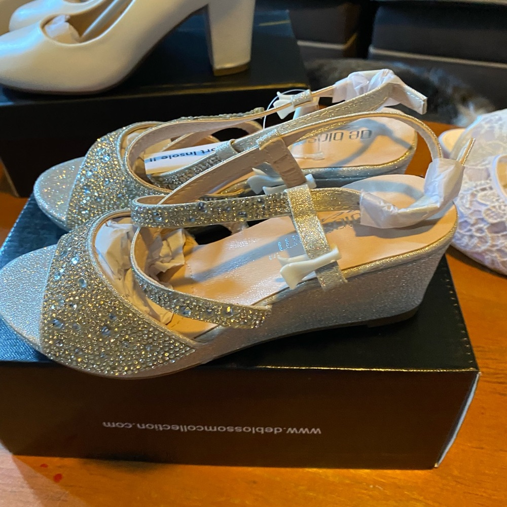 Brand new kids shoes with heel